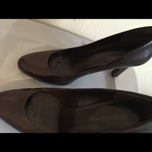 Brown sz7 worthington heels